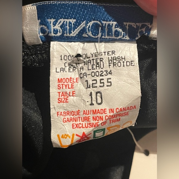 Principles Vintage Black Sheer Floral Lace Pleated Layered Skirt Made in Canada - Picture 13 of 14